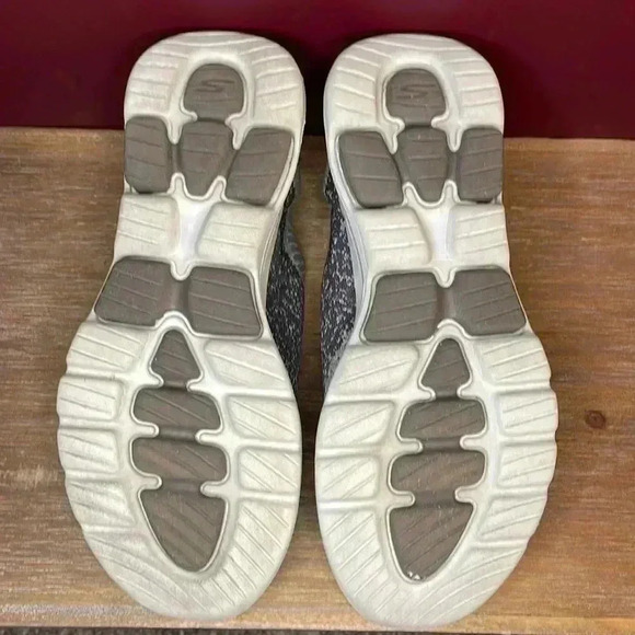 Skechers Goga Mat Air Cooled GoWalk Men’s 8.5 Slip-On Shoes - Picture 7 of 9